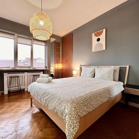 Woodie Studio With Premium Comfort By Piata Unirii Bucureşti Eksteriør bilde