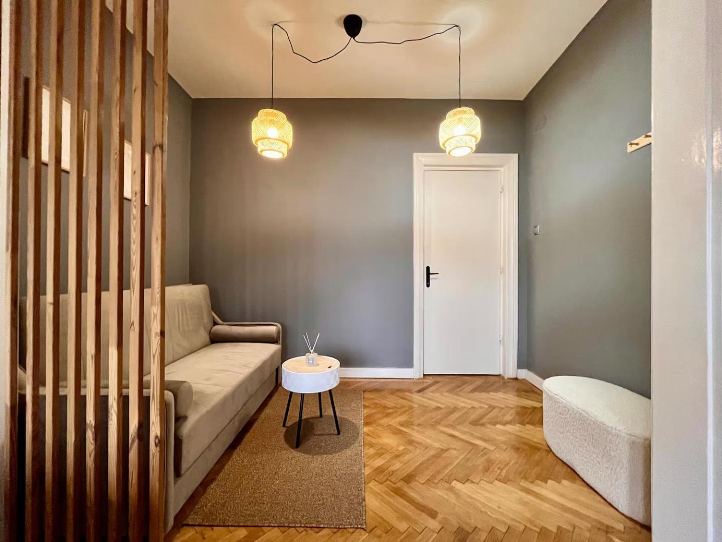 Woodie Studio With Premium Comfort By Piata Unirii Bucureşti Eksteriør bilde