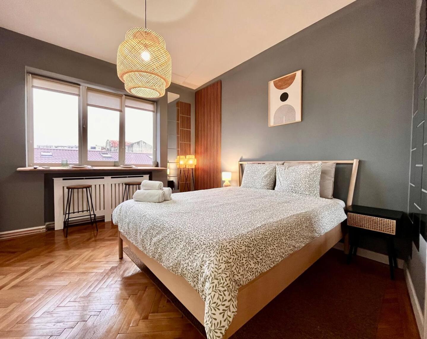 Woodie Studio With Premium Comfort By Piata Unirii Bucureşti Eksteriør bilde