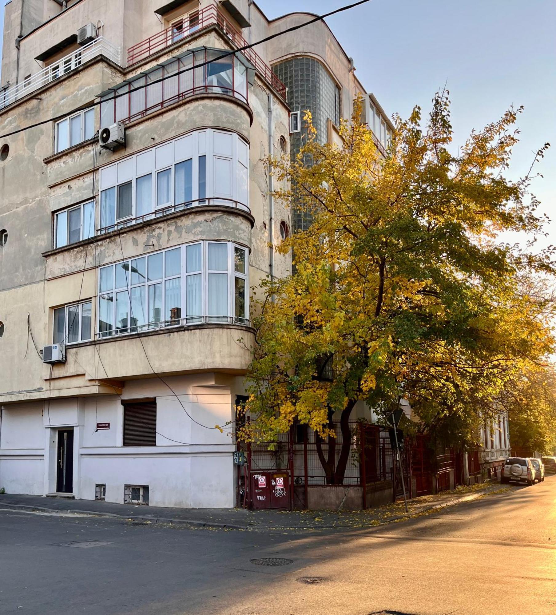 Woodie Studio With Premium Comfort By Piata Unirii Bucureşti Eksteriør bilde
